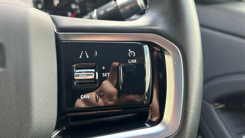 Land Rover Range Rover Evoque 1.5 P300e SE 5dr Auto Hatchback